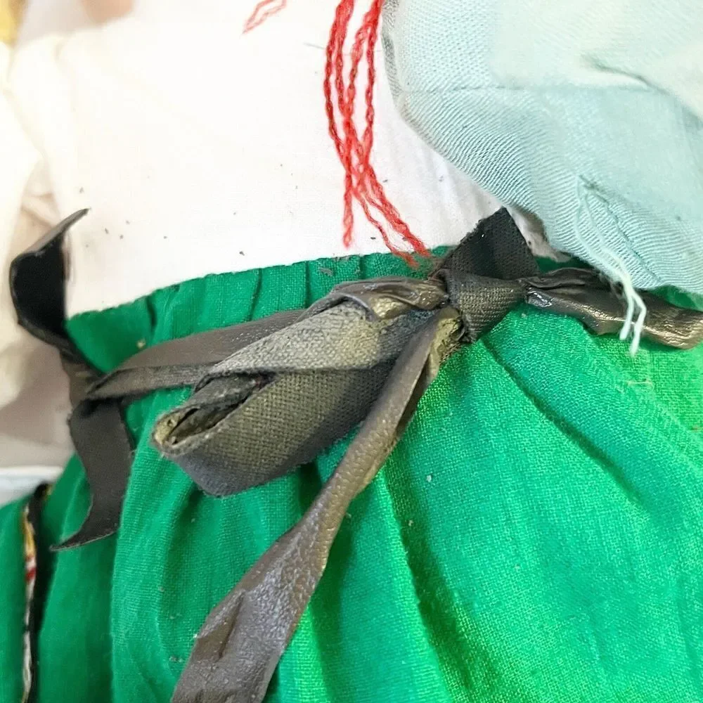 German Heidi Doll Yellow Braids Alpi Garmisch Partenkirchen Traditional Dress